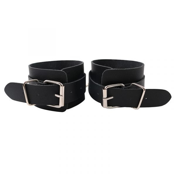 KIT BONDAGE BLACK 9 PIEZAS